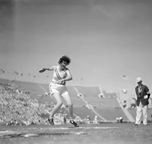 Throwing Prints: Margaret Jenkins Throwing Discus