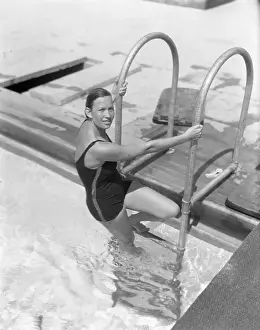 Swimmer Prints: Maria Lenke