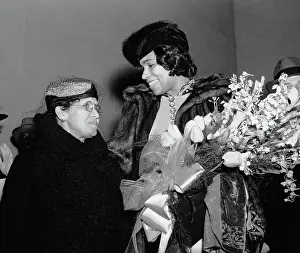 Contralto Prints: Marian Anderson Holding Flowers with Mother