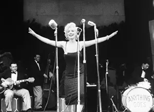 Entertaining Prints: Marilyn Monroe Entertains Korean Troops