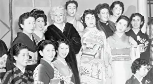 Kobe Prints: Marilyn Monroe with Geishas