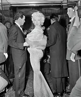 Off The Shoulder Prints: Marilyn Monroe Glancing Over Shoulder