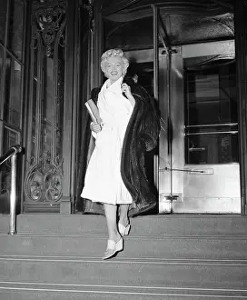 Marilyn Monroe Leaving her Hotel