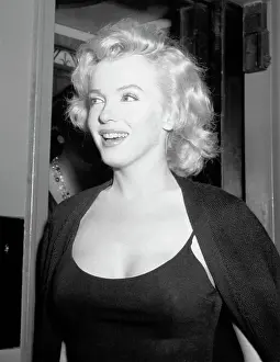 Sweater Prints: Marilyn Monroe During Press Conference
