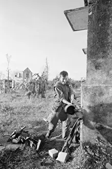 Con Thien Prints: Marine Destroying Chinese Machine Gun