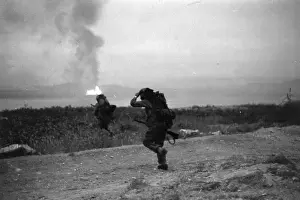 M War Prints: Marines Advance