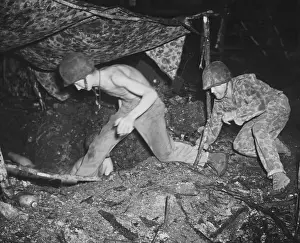 Battlefield Prints: Marines Take Cover