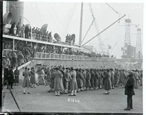 Marines Leaving Ship