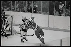 Mario Lemieux in Scuffle on The Ice