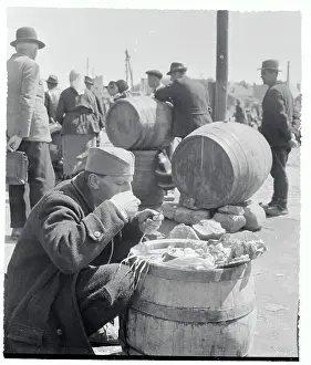 Belgrade Prints: Market Scene for Slovovitz Drink