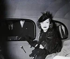 Marlene Dietrich in Car