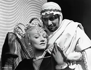 Marlene Dietrich and Ronald Colman in Kismet