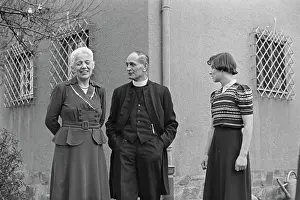 Huty37040 Prints: Martin Niemöller with Family