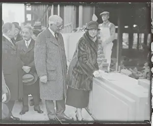 Trowel Prints: Mary Louise Curtis Bok Spreading Cement