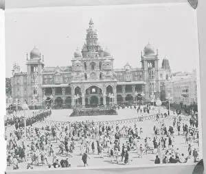 Mysore Prints: Massive Crowd Outside Indian Palace