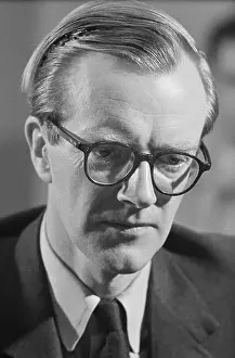 Genetics Prints: Maurice Wilkins