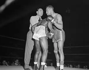 Max Schmeling Isaac Vaughn and John Cobbs in Ring
