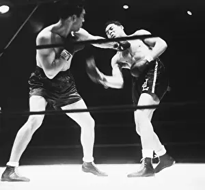 Max Schmeling And Joe Louis In Boxing Match