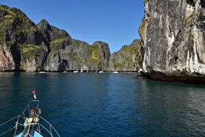 Images Dated 22nd February 2016: Maya Bay near Koh Phi Phi island Thailand