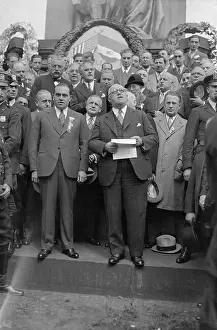 Obrien Prints: Mayor John P. O'Brien Giving Speech