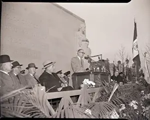 Mayor at War Memorial Dedication