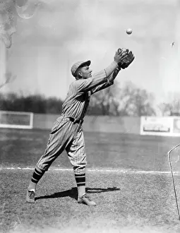 Catching Prints: Melvin Ott Of The Ny Giants At Training