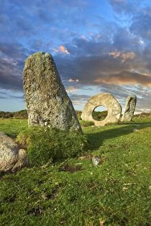 Images Dated 11th August 2014: Men-an-Tol, Men an Toll or the Crick Stone, late Neolithic or early Bronze Age, standing stones