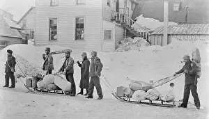 Men Heading for Yukon for Gold Rush