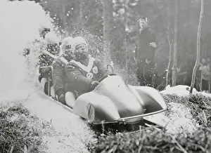Oslo Prints: Men in Sled in Action