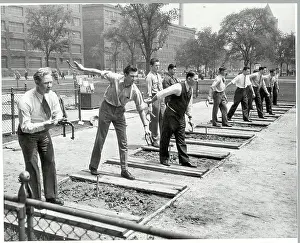 Horseshoe Prints: Men Throwing Horeshoes