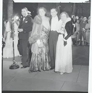 Mervyn LeRoy with His Mother and Marie Dressler