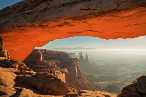 Travel Destinations Gallery: Spectacular Mesa Stone Arch Iconic Vistas Collection