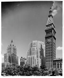 Metropolitan Prints: The Metropolitan Life Building In New York City, New York