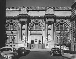 Metropolitan Museum of Art, New York City, (B&W)