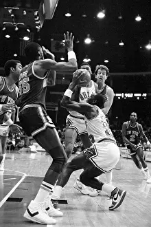 Michael Jordan Playing Against New York Knicks
