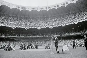 Retirement Prints: Mickey Mantle At Retirement Ceremony