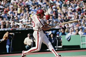 Mike Schmidt Swinging Bat