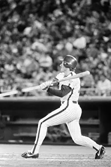 Slugger Prints: Mike Schmidt Watcher Homerun Leave Park