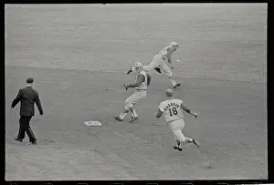 Mike Shannon Running to Second Base