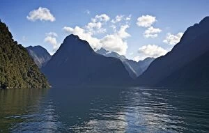 Images Dated 6th June 2008: Milford Sound, New Zealand