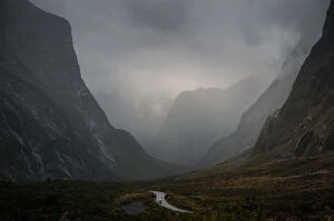 Images Dated 24th April 2011: Milford sound scenic road