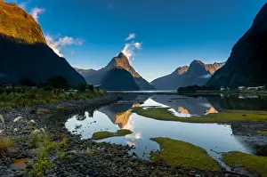 Milfordsound with low tide