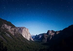 Images Dated 22nd September 2015: The Milky Way over El Capitan and Half Dome Mountain from Tunnel VIew, Yosemite National Park