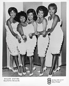 9 16 13 Moa Prints: The Miller Sisters Portrait