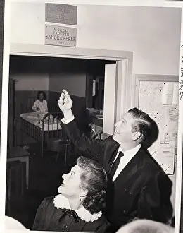 Plaque Prints: Milton Berle with His Mother's Plaque