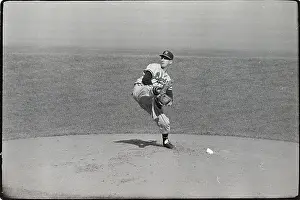 Milwaukee Braves, Warren Spahn Pitches