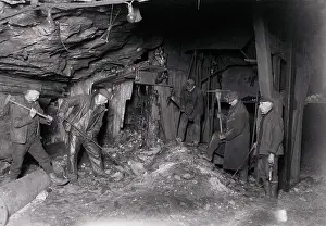 Scranton Prints: Miners Clearing out Accumulated Rubbish