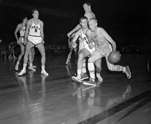 Minneapolis Lakers Playing Philadelphia Warriors