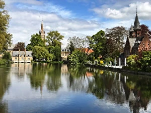 Images Dated 2nd May 2017: Minnewater, aka the Lake of Love