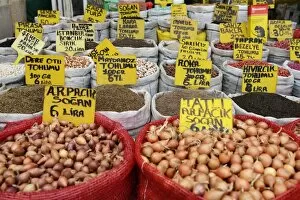 Misir Carsisi, Spice Bazaar or Egyptian Bazaar, Eminoenue, Eminonu, Istanbul, European side, Istanbul Province, Turkey